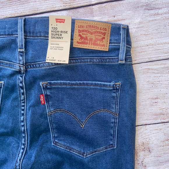 Levi’s High Rise Super Skinny Jeans SOLD - Picture 4 of 6